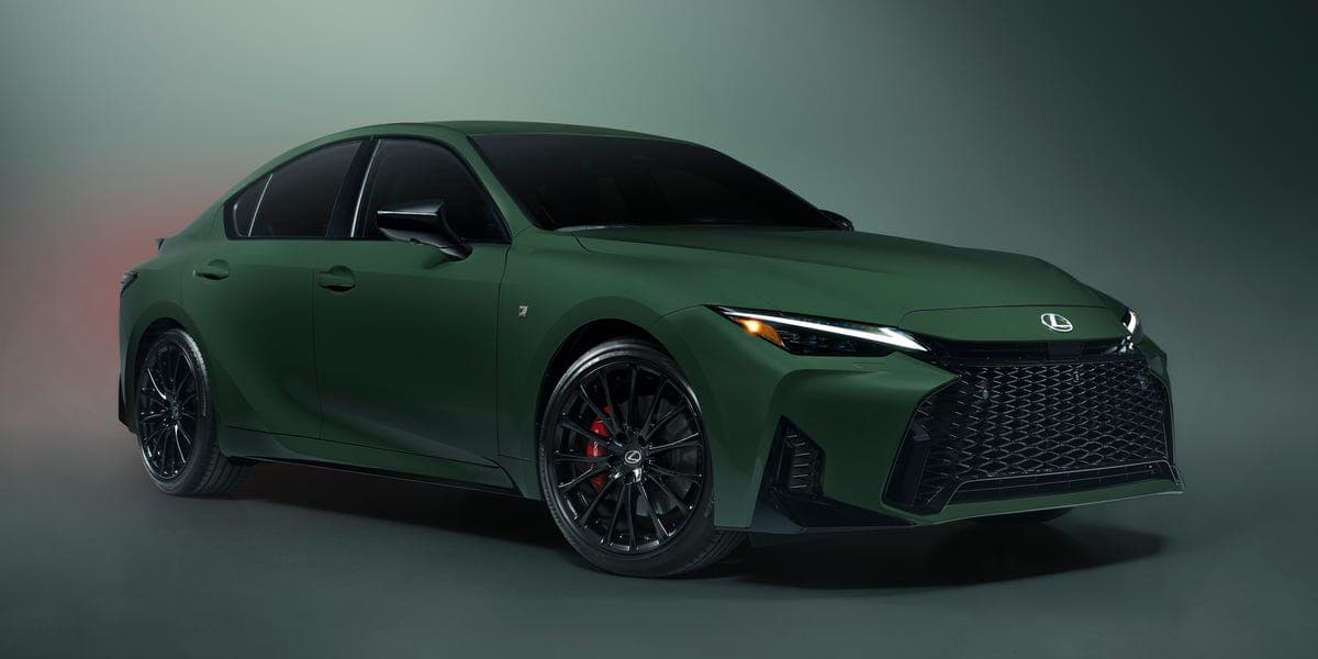 2027 Lexus IS Special Appearance Package: Envious Green 한정판의 의미