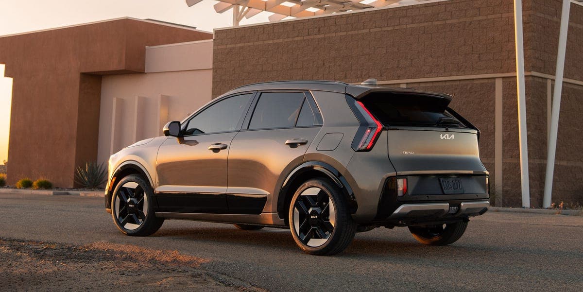 2027 Kia Niro 가격 정리: 하이브리드 전용 전환과 2,500달러 인상
