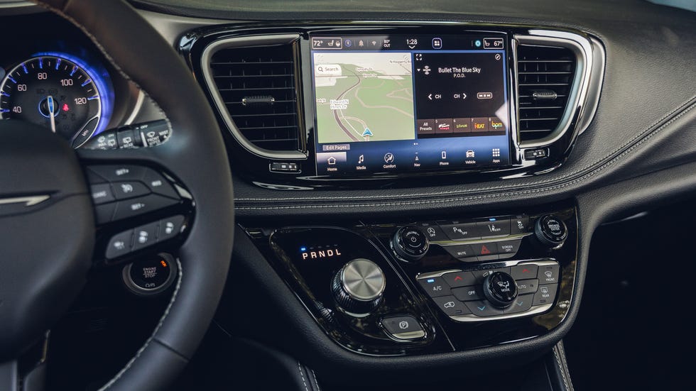 2027 Chrysler Pacifica 업데이트 논란: 게으른 변경인가 실용적 유지인가
