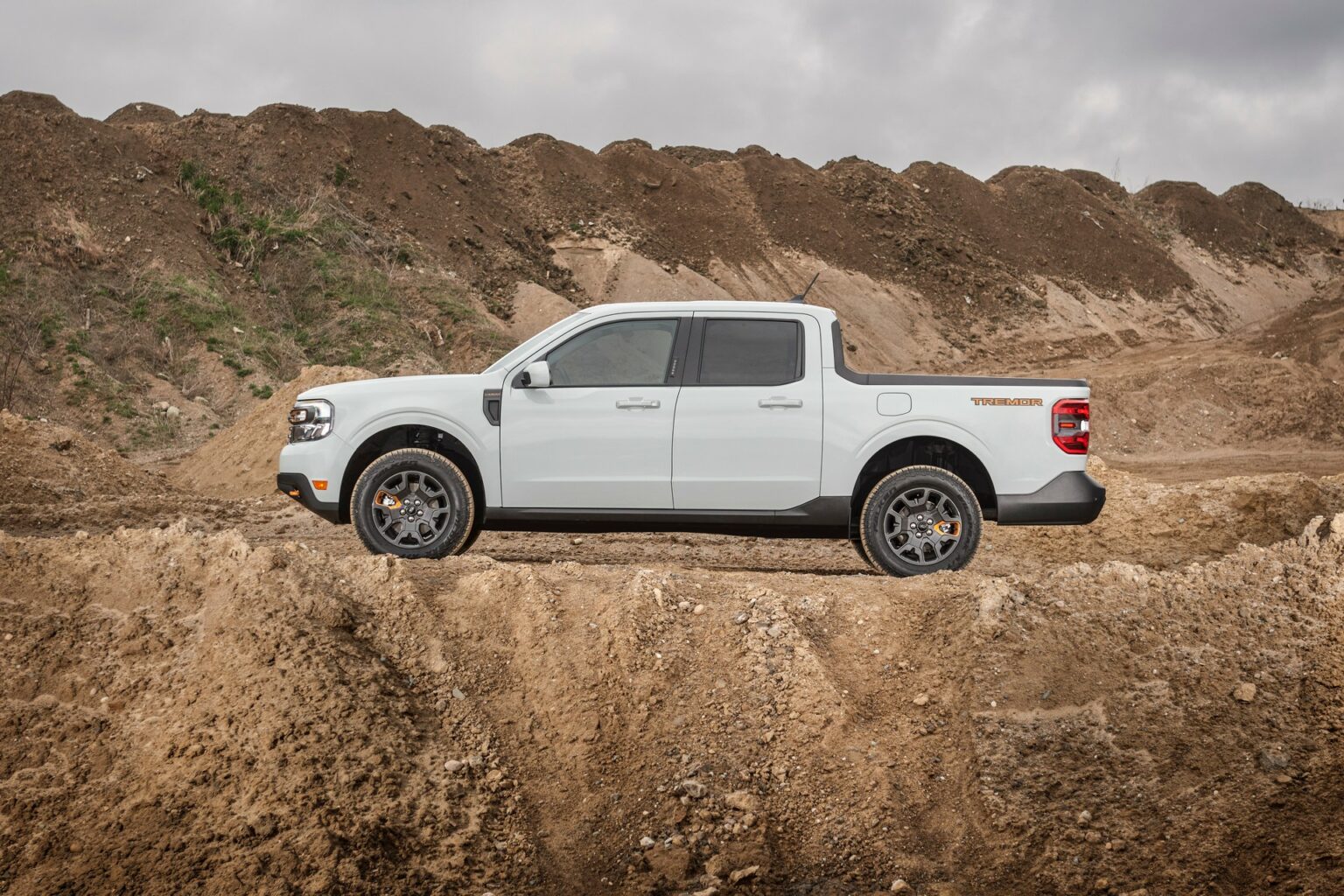 Ford Maverick Hybrid 브레이크 청원: NHTSA가 들여다볼 쟁점