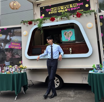 정경호 결별 후 SNS 재개: 커피차 감사글이 복귀 신호로 읽히는 이유
