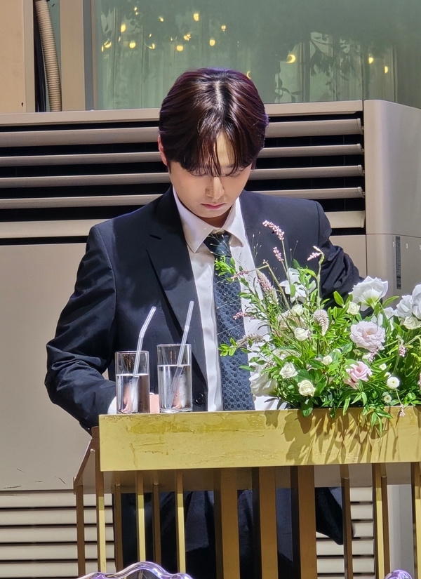 김나희 결혼식 이찬원 사회·송가인 축가: 하객 1000명 현장이 화제 된 이유