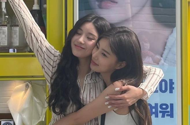 권은비·정예인 의류사업 실패담 정리: 재고 500개보다 중요한 오랜 우정의 맥락
