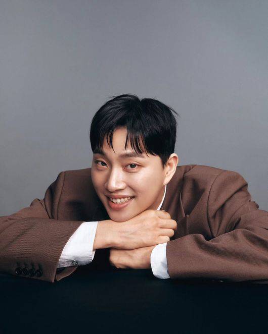 박진희 SNS 중단까지 번진 박위 논란: 주변인 호출의 문제