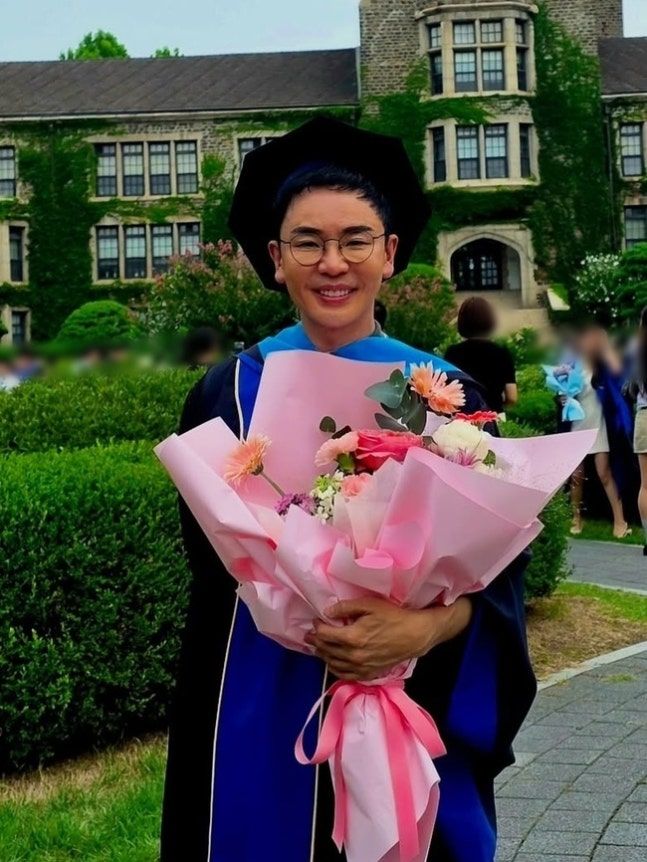 설민석 대학원 졸업 정리: 논문 표절 학위 취소 후 재입학의 의미