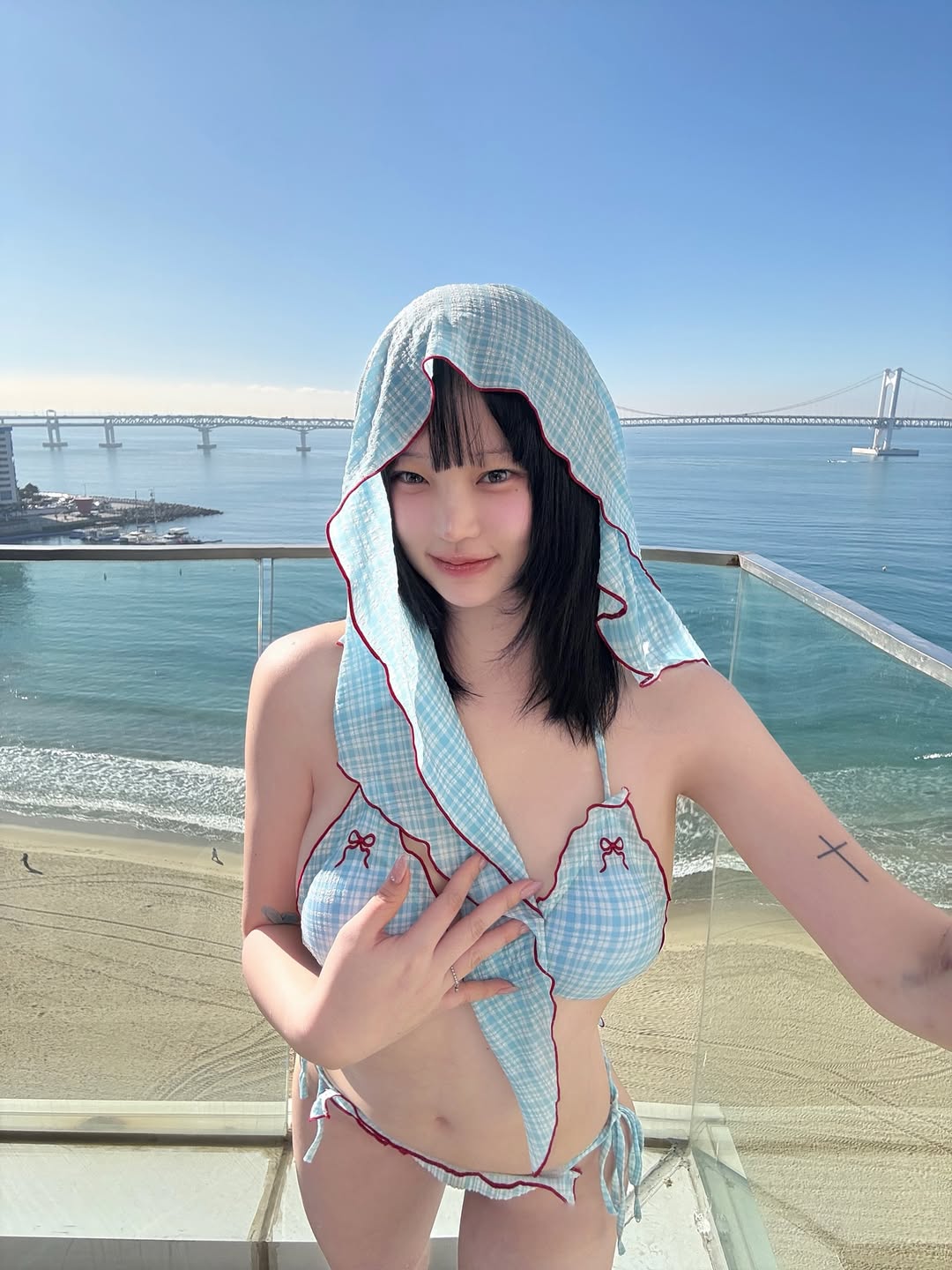 체크 비키니 스타일